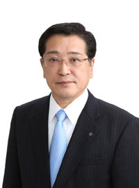 新井英雄