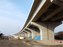 茄子作(なすづくり)地区高架橋