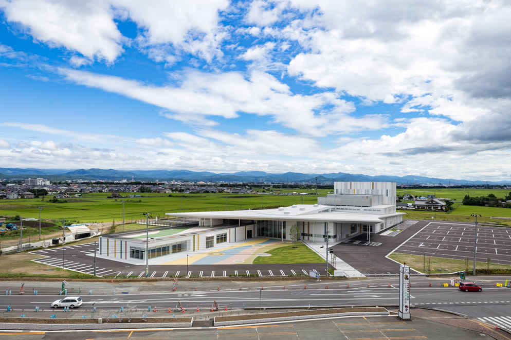 ビッグルーフ滝沢 庁舎 文化施設 施工実績 三井住友建設 ビッグルーフ滝沢 庁舎 文化施設 施工実績 三井住友建設