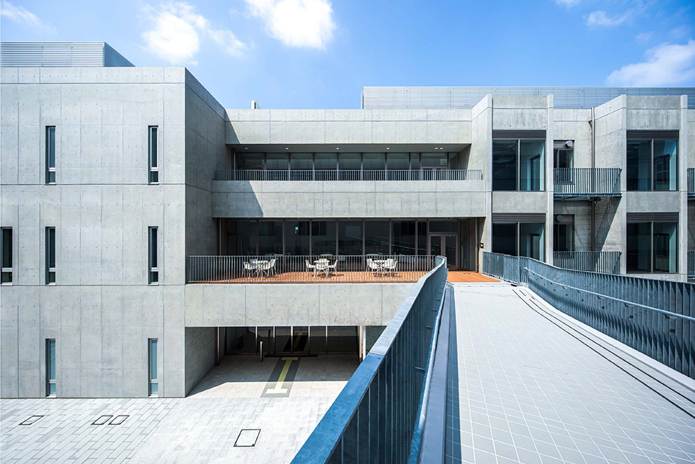 東京大学 柏 産学官民連携棟 教育施設 施工実績 三井住友建設