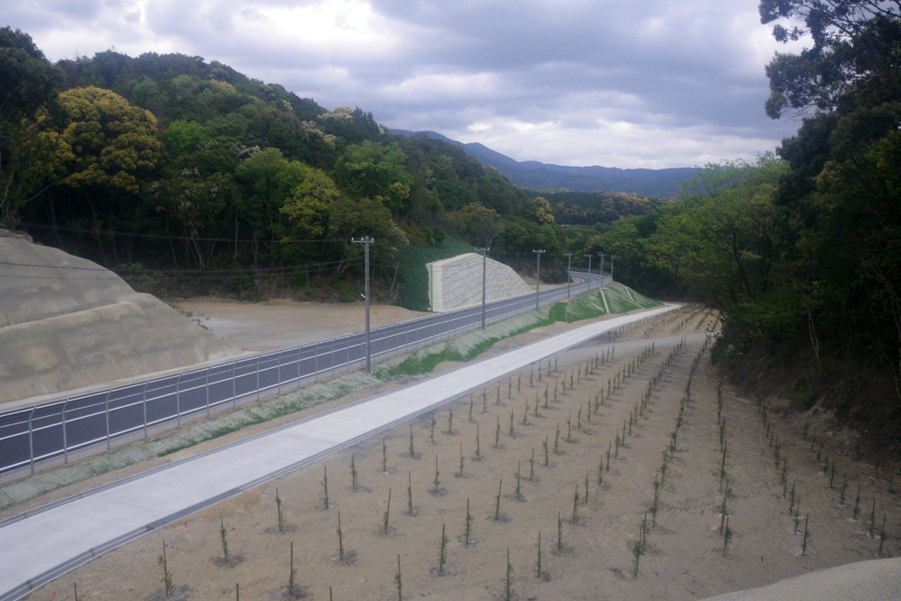 紀南広域廃棄物最終処分場埋立処分地建設工事 | 環境処理施設・処分場