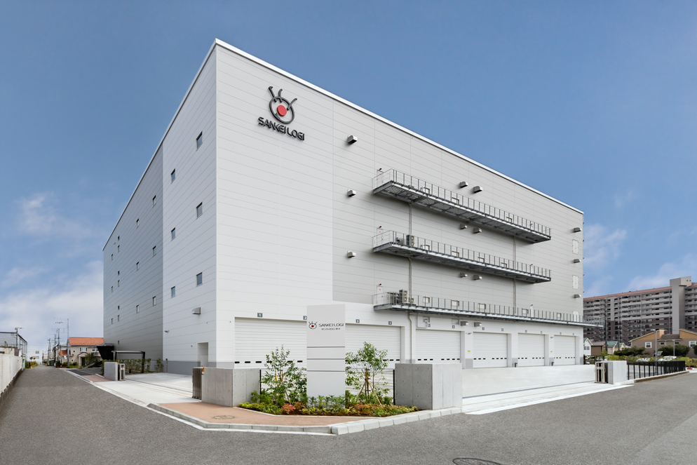 サンケイロジ厚木 | 物流倉庫施設 | 施工実績 | 三井住友建設