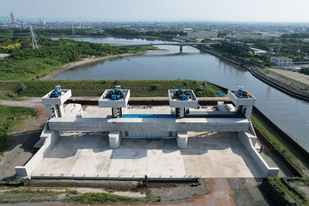 令和3年度 二級河川馬込川 地震・高潮対策工事（水門本体工） | 河川